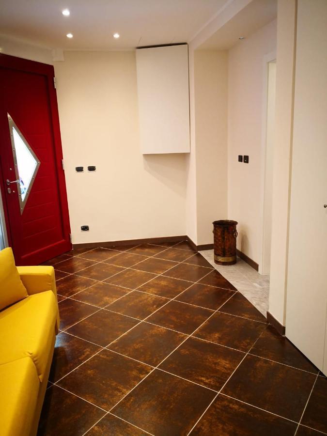 La Porta Rossa Apartment Vado Ligure Exterior photo
